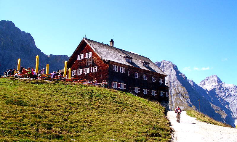 Falkenhütte